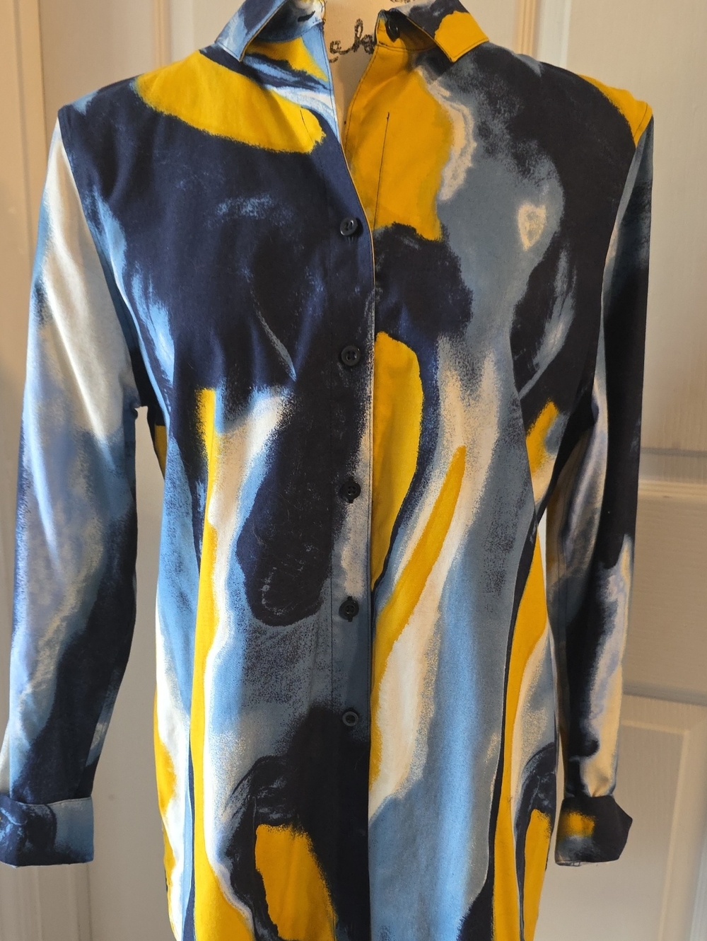 Chico's No Iron Abstract Print Tunic Top